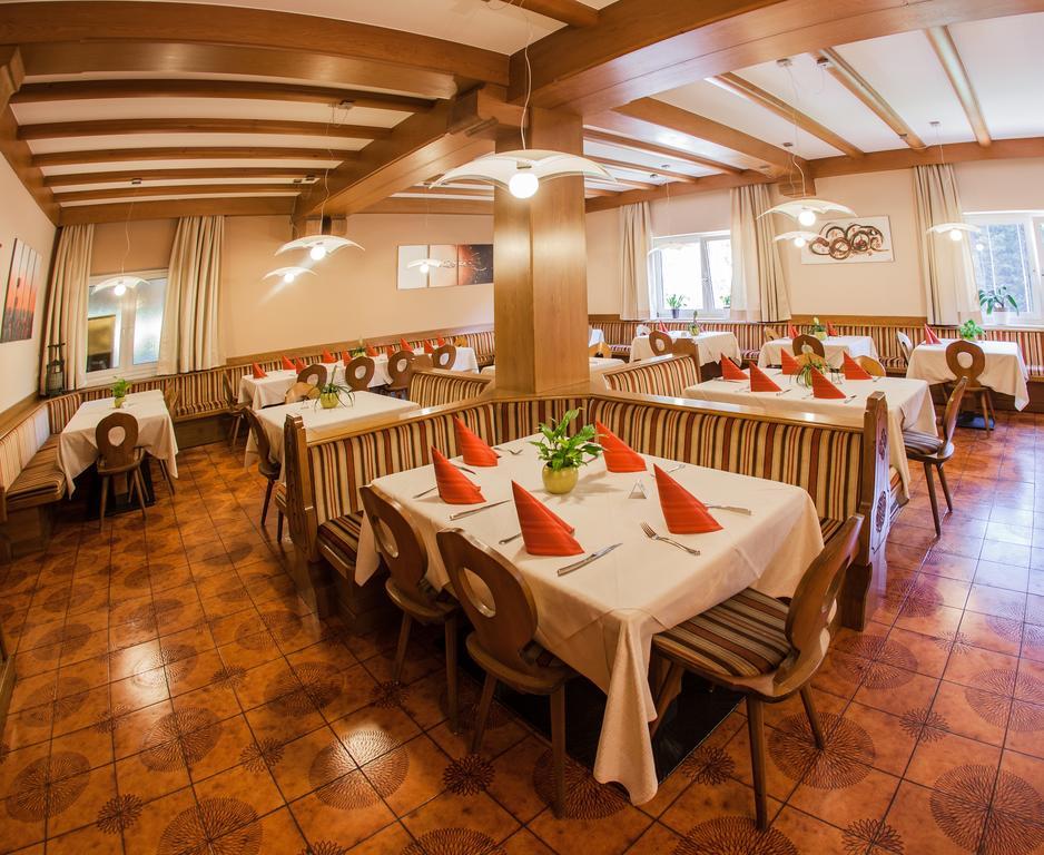 Zur Muehle Wohlfuehloase Hotel โตรเดนา ภายนอก รูปภาพ