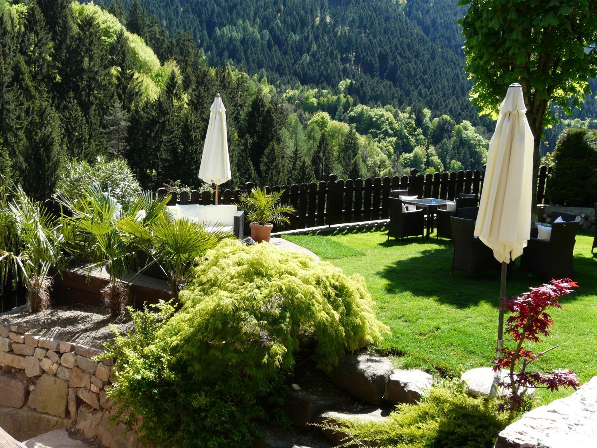 Zur Muehle Wohlfuehloase Hotel โตรเดนา ภายนอก รูปภาพ