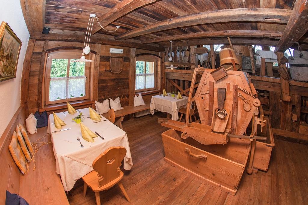 Zur Muehle Wohlfuehloase Hotel โตรเดนา ภายนอก รูปภาพ